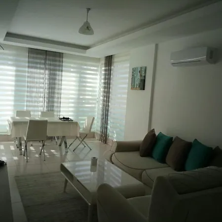 Sun Palace Garden Apartment Alanya